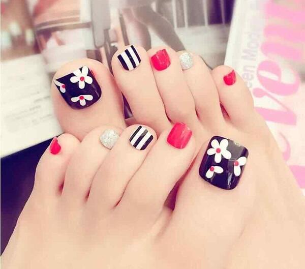 عکس ژلیش ناخن صورتی