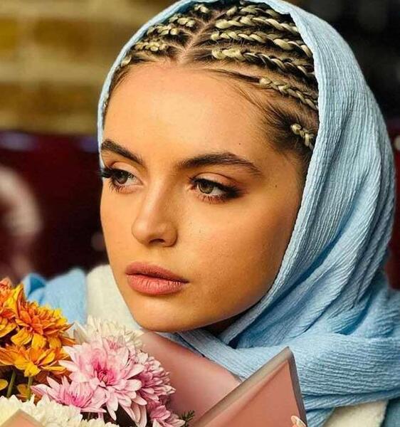 عکس خورشید کنیز انیس الدوله