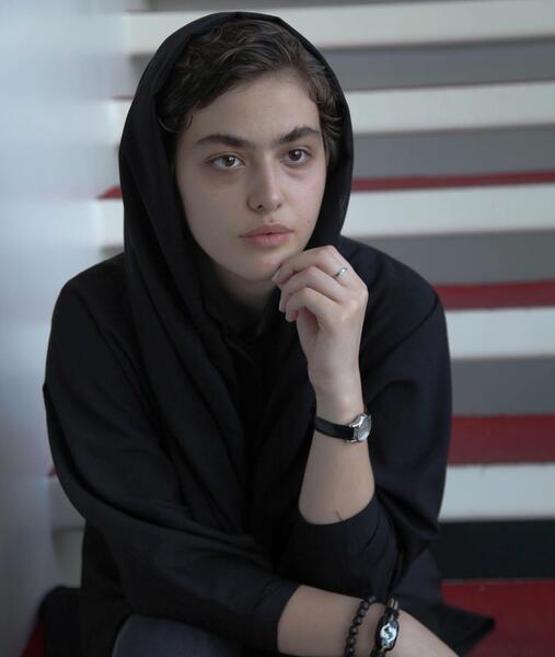 عکس گریه ریحانه پارسا