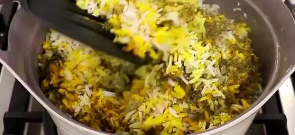 عکس زرشک پلو با گوشت قرمز