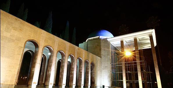 عکسی از سعدی