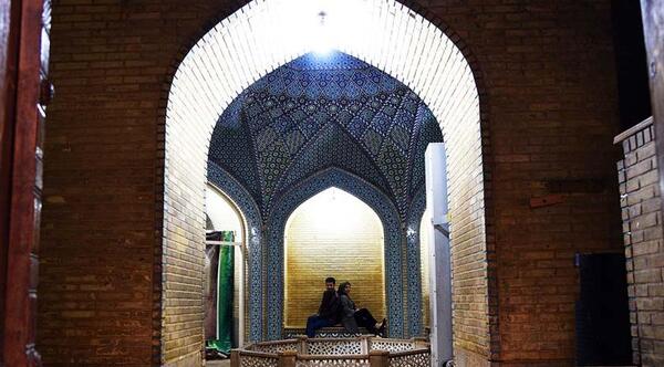عکسی از سعدی