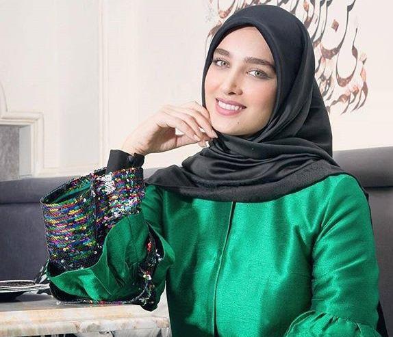 عکس با حجاب بدون چادر