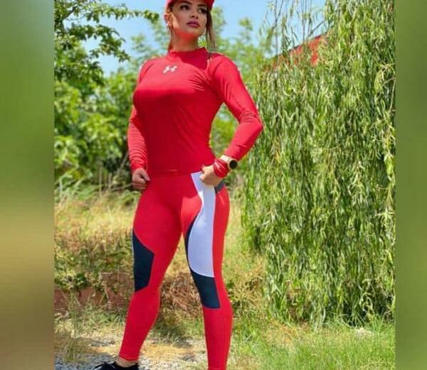 عکس بیتا تو فیلم فاصله ها