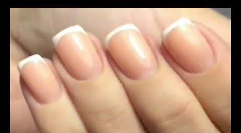 عکس مدلهای فرنچ ناخن کوتاه