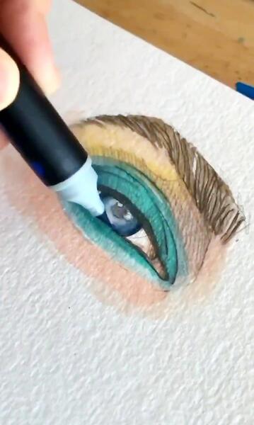 عکس طراحی ساده چشم