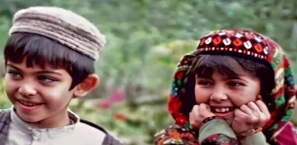 عکس بیتا توکلی در بزرگسالی