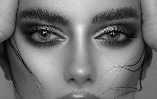 عکس نقاشی صورت دختر کره ای
