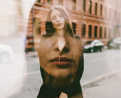 عکس پروفایل خانم تنها