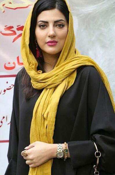 عکس دختر ایرانی با شال
