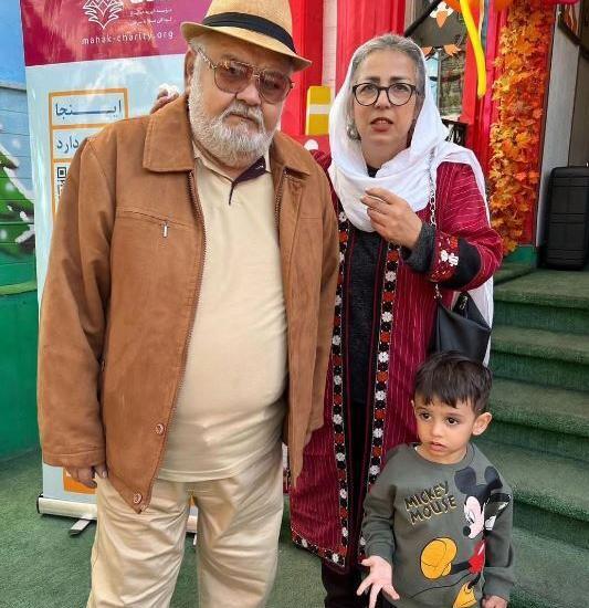 عکس اکبر عبدی وخانواده
