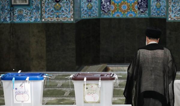 عکس رئیسی انتخابات ۱۴۰۰