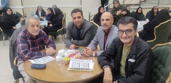 عکس دایناسور قشم