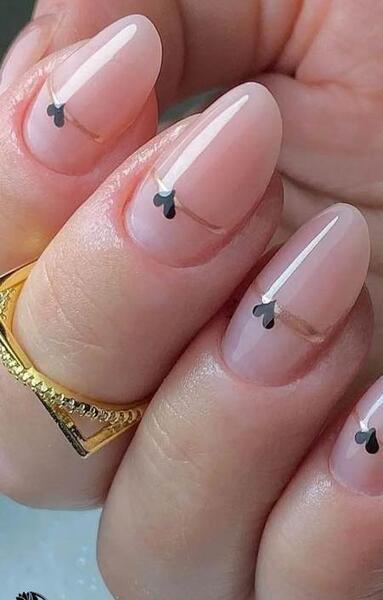 عکس طرح ناخن ساده دخترانه