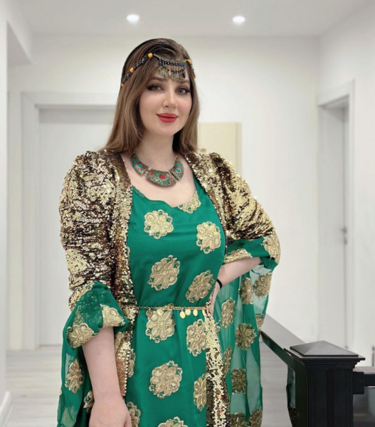 عکس خواهر سمیرا کارزان