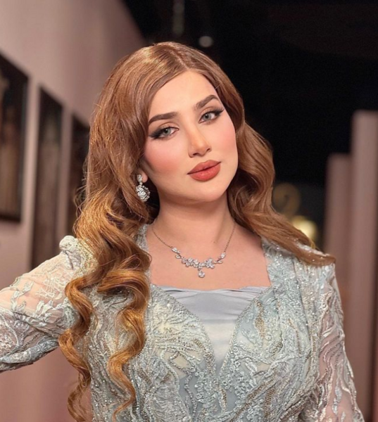 عکس خواهر سمیرا کارزان