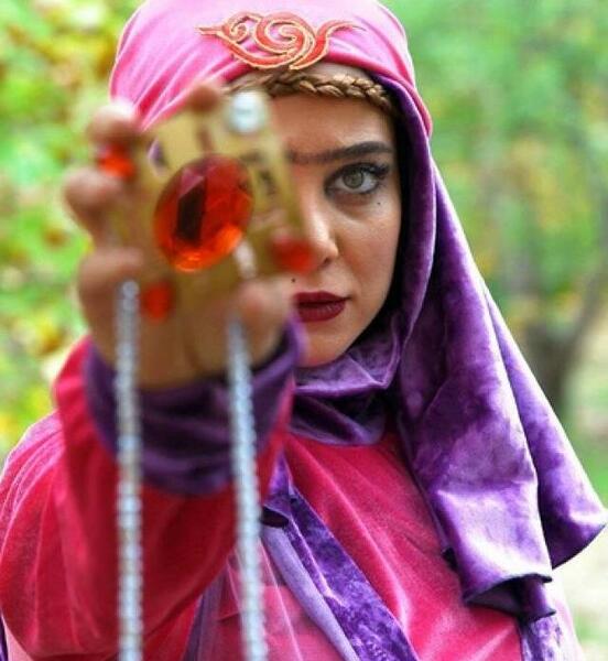 عکس الناز حبیبی در فیلم دفترچه خاطرات
