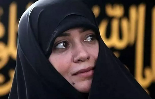 عکس مادر الهام چرخنده