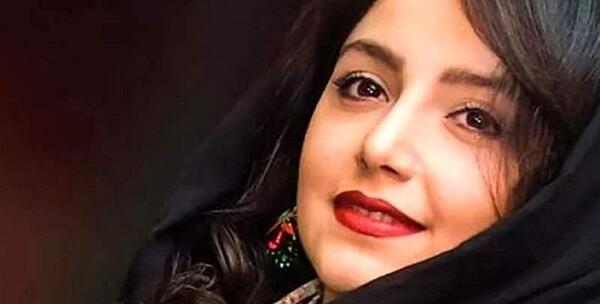 عکس نوشته نازنین بیاتی در مانکن