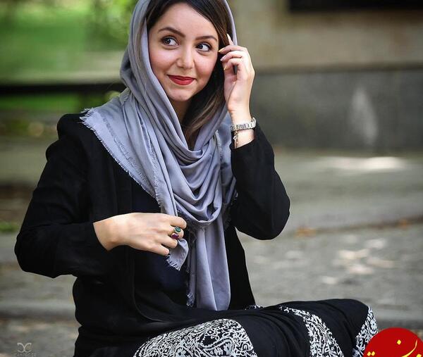 عکس نوشته نازنین بیاتی در مانکن