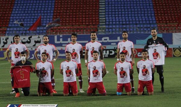 عکس ورزشگاه نساجی مازندران