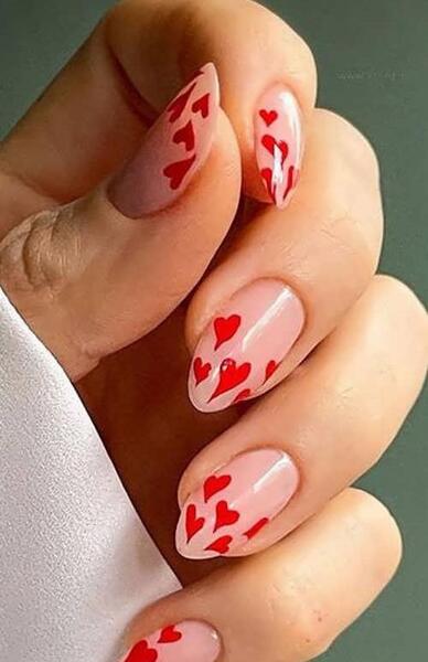 عکس طرح کاشت ناخن ضربان قلب