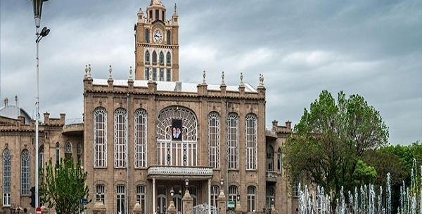 عکس ساختمان شهرداری تبریز