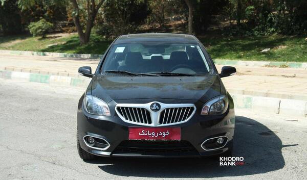 عکس برلیانس هاچ بک ۳۲۰
