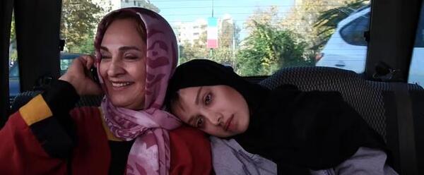 عکس پژمان بازغی در فیلم هلن