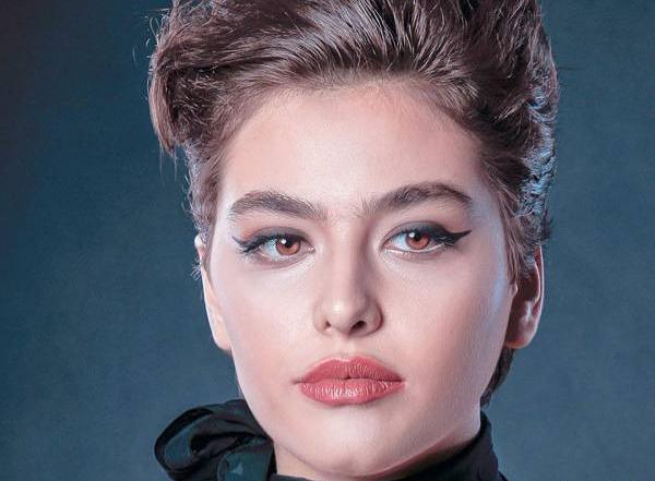 عکس جدید از ریحانه پارسا و مهدی کوشکی