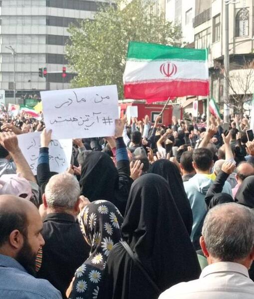 عکس مادر چند تا لایک داره