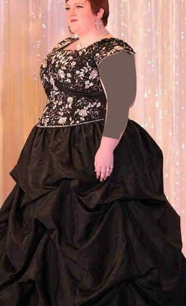 عکس لباس مجلسی زنانه چاق شیک