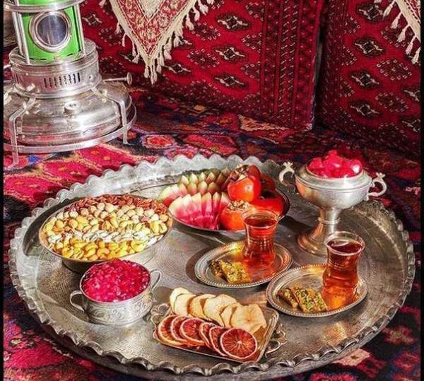 عکس ظروف یکبار مصرف شب یلدا