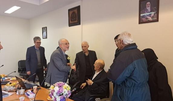 عکس برای پروفایل گروه شیمی