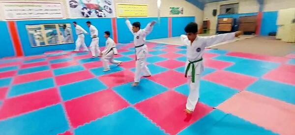 عکس کمربند آبی تکواندو