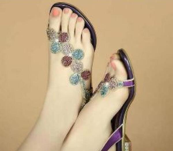 عکس از صندل دخترانه