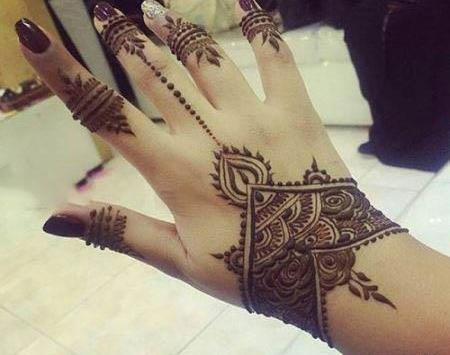 عکس دست عروس حنا