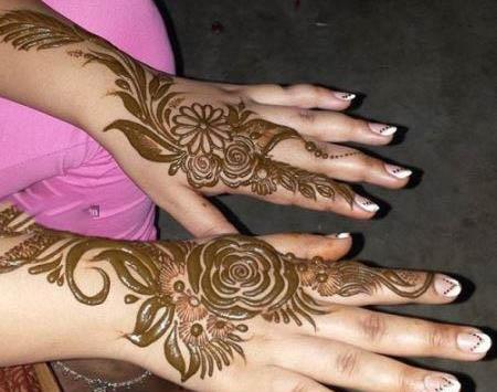 عکس دست عروس حنا