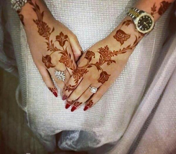 عکس دست عروس حنا
