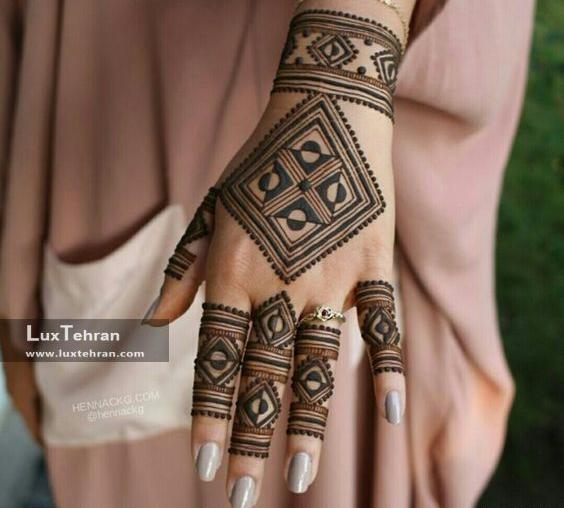 عکس دست عروس حنا