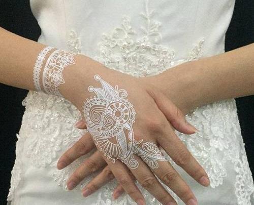 عکس دست عروس حنا