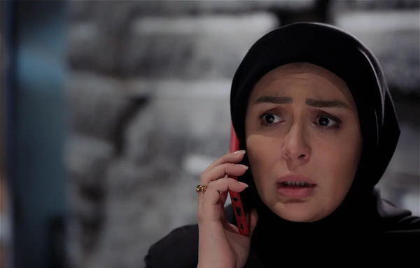 عکس پاییزی نیوشا ضیغمی
