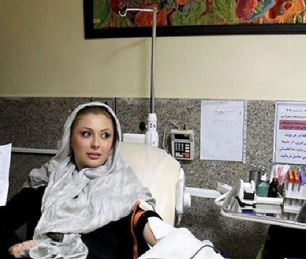 عکس پاییزی نیوشا ضیغمی