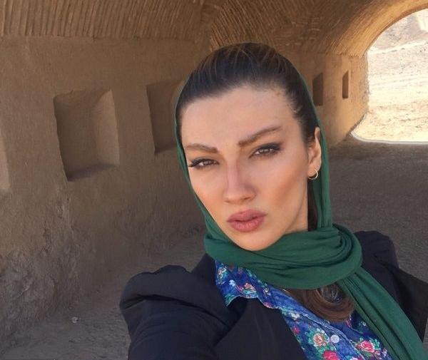 عکس محیا دهقانی در پایتخت