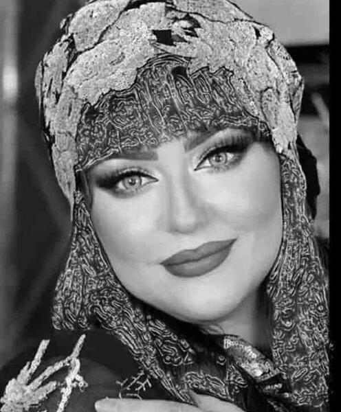 عکس خانم آرایش کرده