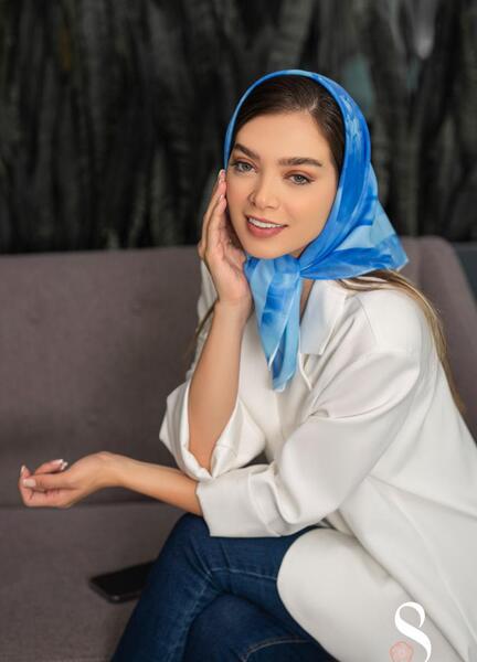 عکس روسری کوتاه زنانه