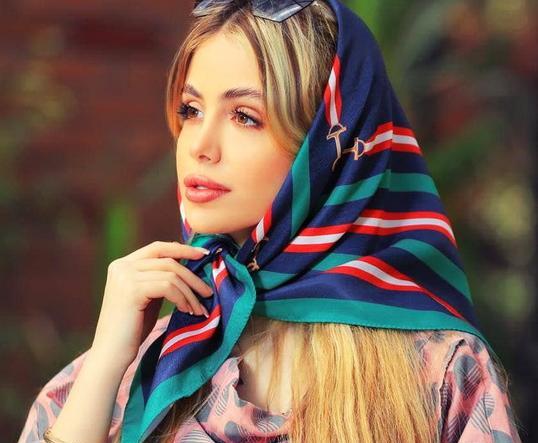 عکس روسری کوتاه زنانه