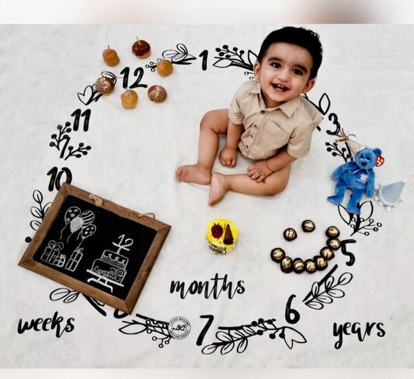 ژست عکس تولد یکسالگی