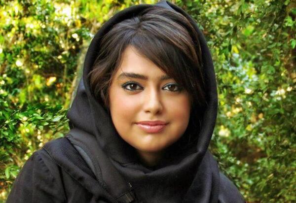 عکس دختر خوش صدا