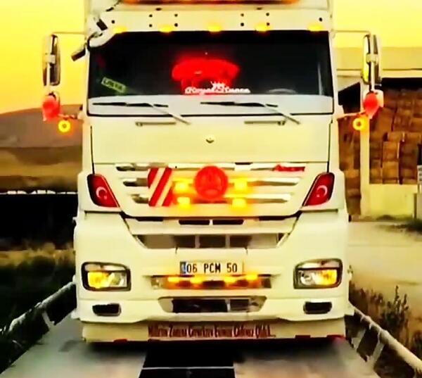عکس چرخ ولوو